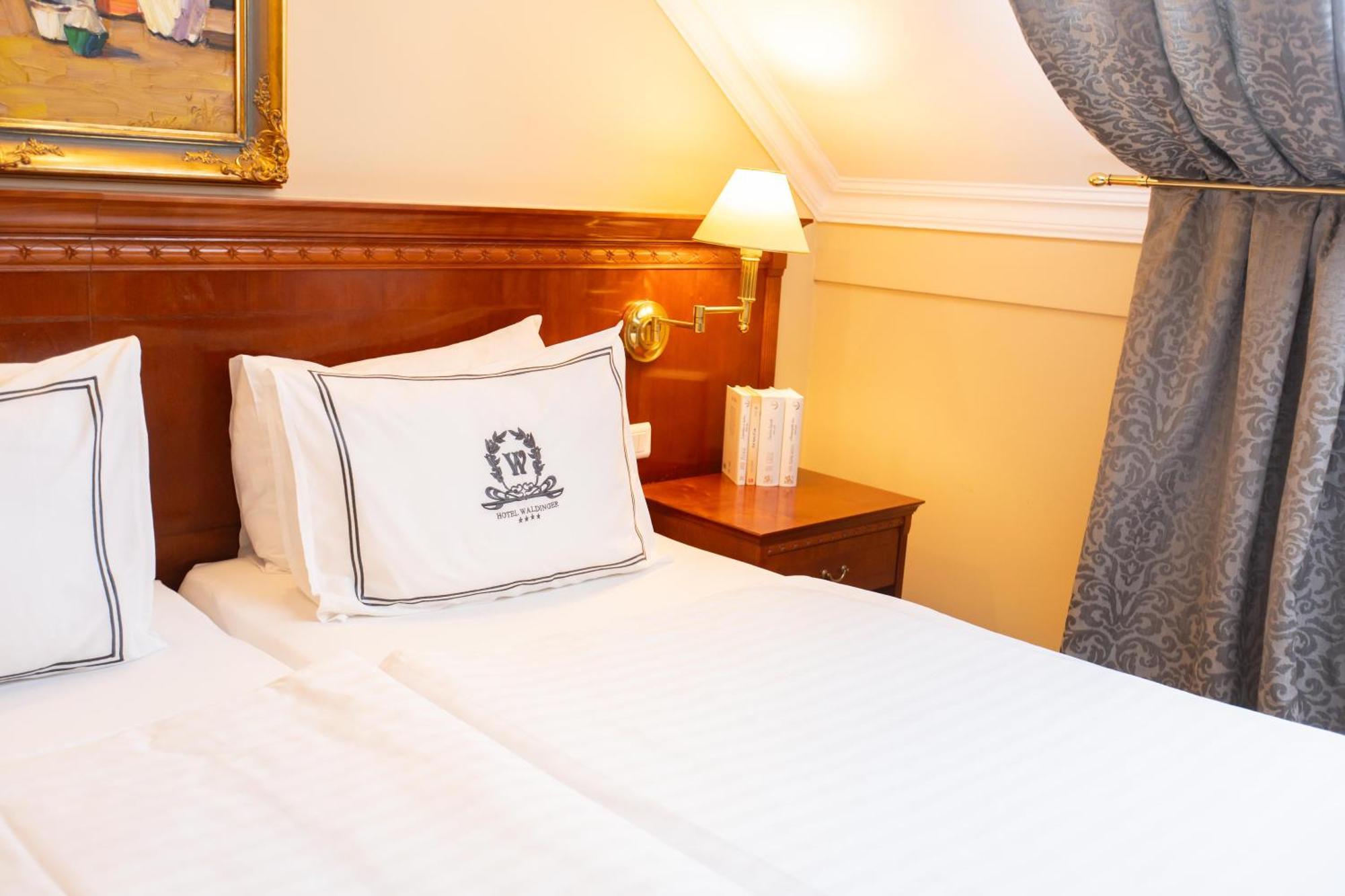 Hotel Waldinger Осиек Екстериор снимка