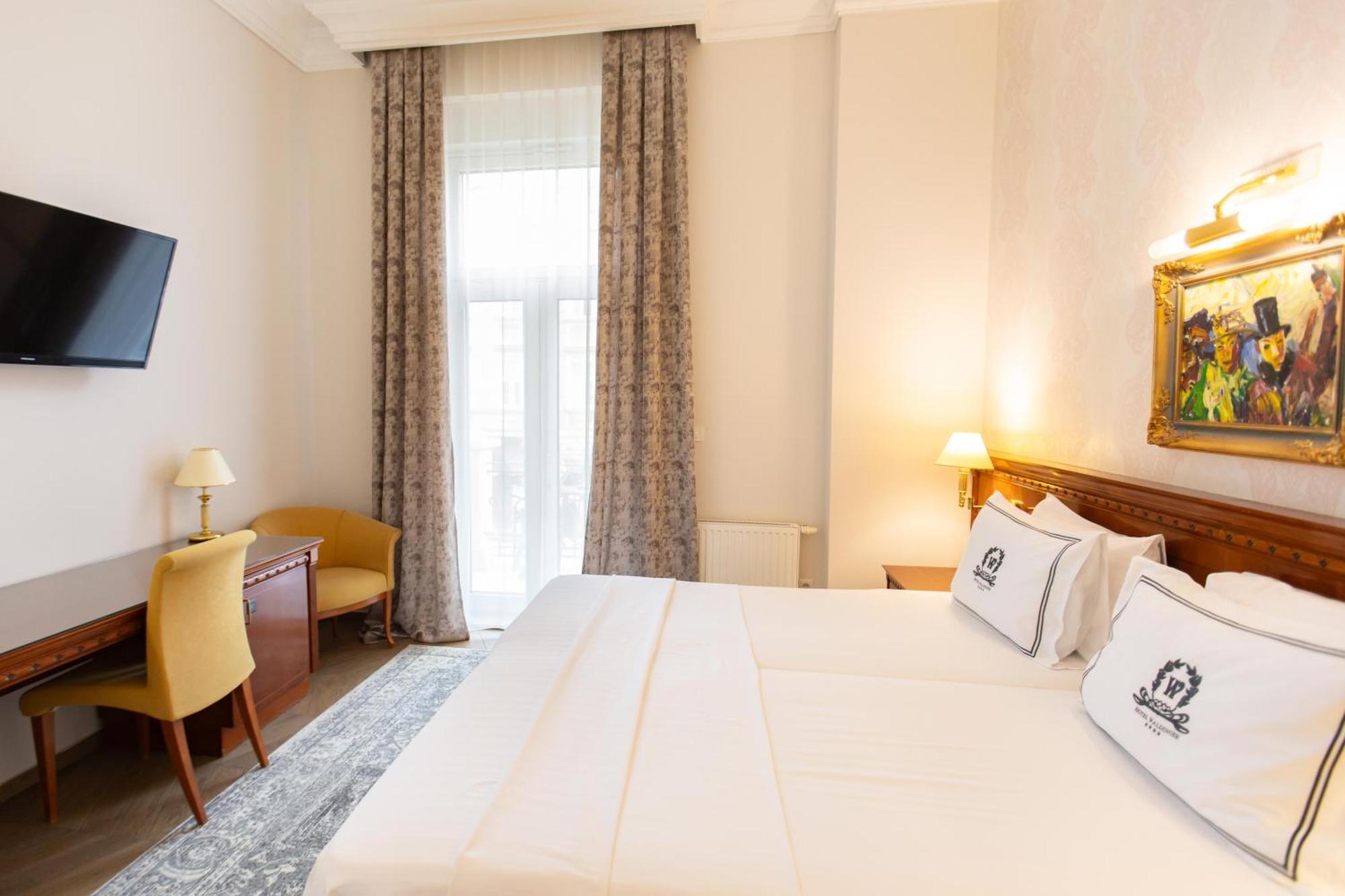 Hotel Waldinger Осиек Екстериор снимка