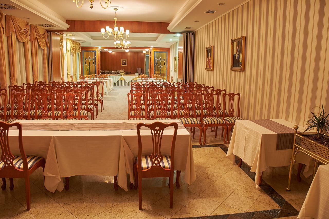 Hotel Waldinger Осиек Екстериор снимка