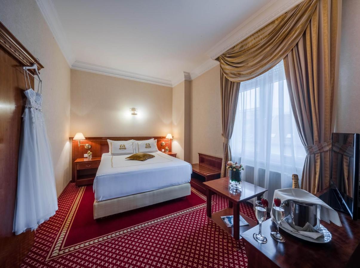 Hotel Waldinger Осиек Екстериор снимка